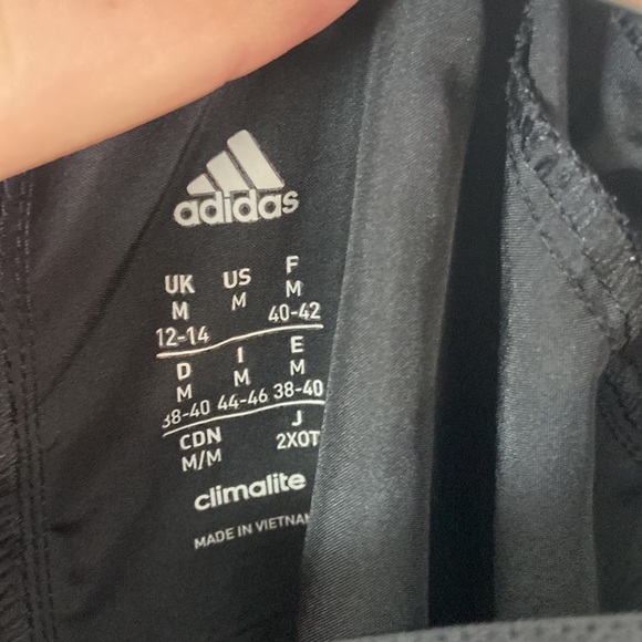 ✨3/$25✨ Adidas Fold Down Athletic Shorts - M - Picture 6 of 8